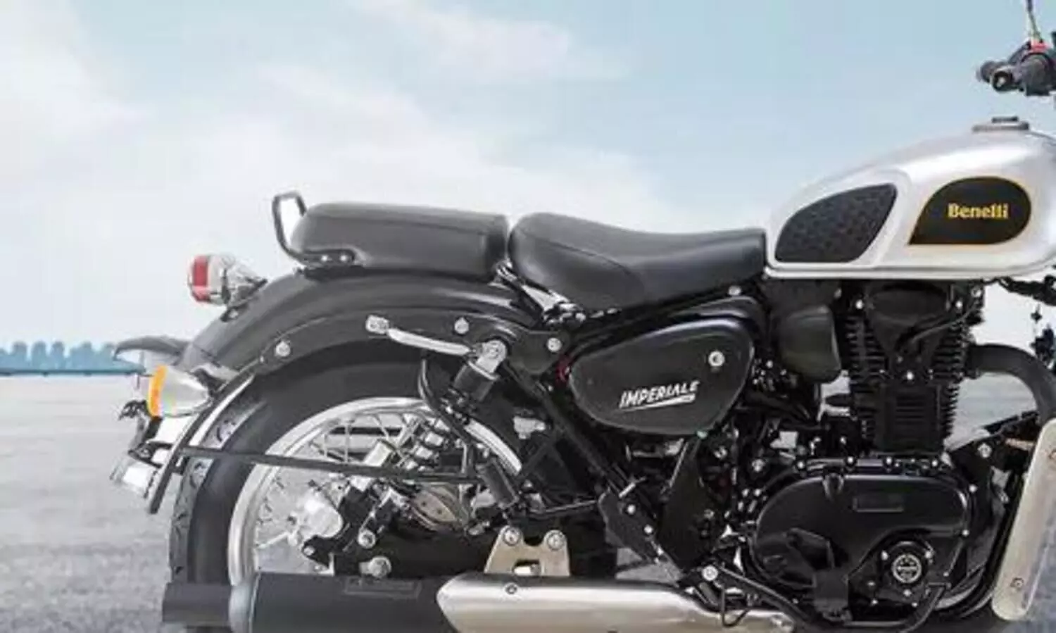 Benellis rival to Royal Enfil
