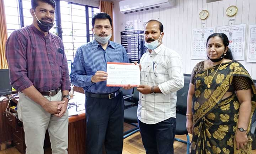 സ​മാ​ജ​ത്തി​ലെ നോ​ർ​ക്ക സേ​വ​ന​ങ്ങ​ൾ അ​ടു​ത്ത   അ​ഞ്ചു​വ​ർ​ഷ​ത്തേ​ക്കു​കൂ​ടി നീ​ട്ടി