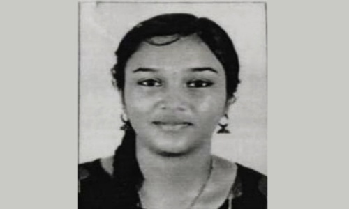 18കാരിയുടെ തിരോധാനം: ദുരുഹത നീങ്ങിയില്ല; അന്വേഷണം ഊർജ്ജിതമാക്കി പൊലീസ് 18കാരിയുടെ തിരോധാനം: ദുരുഹത നീങ്ങിയില്ല; അന്വേഷണം ഊർജ്ജിതമാക്കി പൊലീസ്