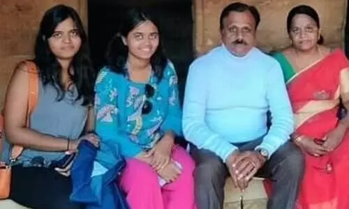 V Purushottam Naidu and Family