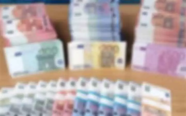 കള്ളപ്പണ, കൈക്കൂലി കേസുകളിൽ 32 പേർ പിടിയിൽ