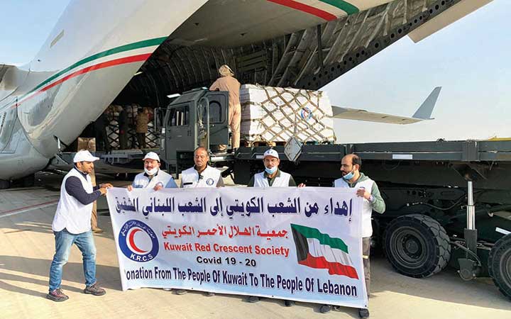 ലബനാനിലേക്ക് സഹായ വസ്തുക്കൾ അയച്ച് കുവൈത്ത് ലബനാനിലേക്ക് സഹായ വസ്തുക്കൾ അയച്ച് കുവൈത്ത്