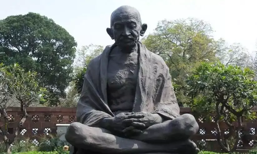 Mahatma Gandhis statue