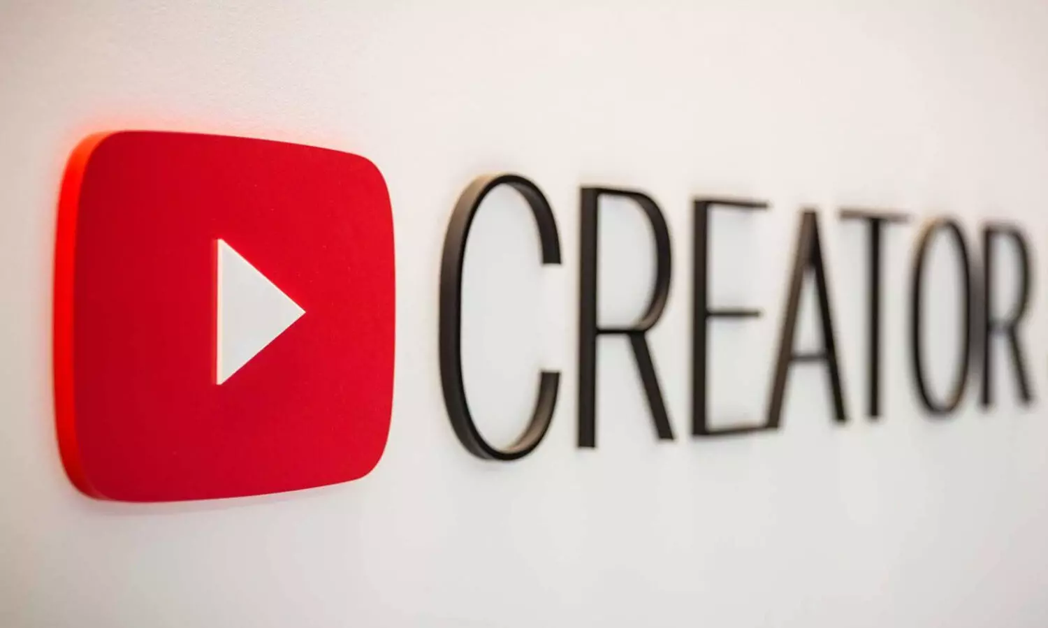 കഴിഞ്ഞ മൂന്നുവർഷം കൊണ്ട്​ യൂട്യൂബർമാർക്ക്​ വരുമാനമായി നൽകിയ തുക വെളിപ്പെടുത്തി​​ യൂട്യൂബ്​ സി.ഇ.ഒ