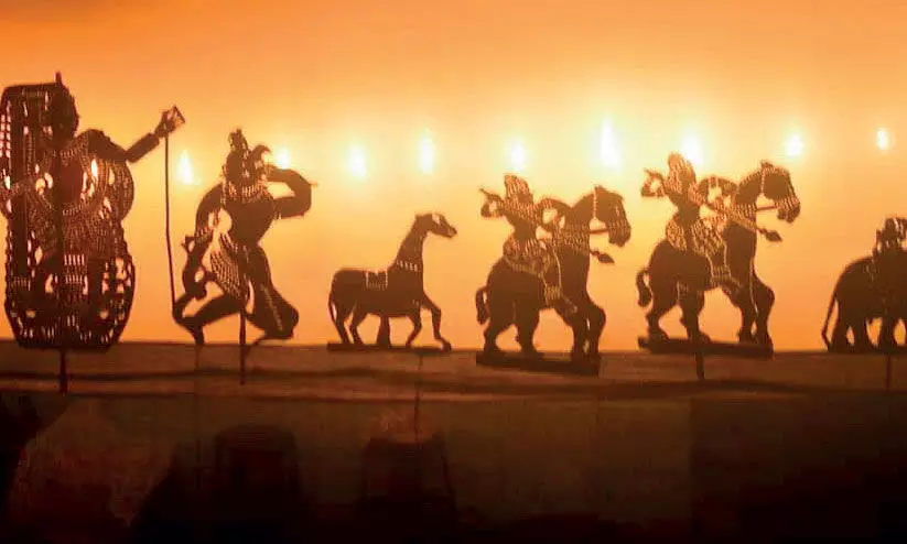 ചിനക്കത്തൂർ പൂരം: തോൽപ്പാവ കൂത്തിന് ഇന്ന് തിരി തെളിയും ചിനക്കത്തൂർ പൂരം: തോൽപ്പാവ കൂത്തിന് ഇന്ന് തിരി തെളിയും