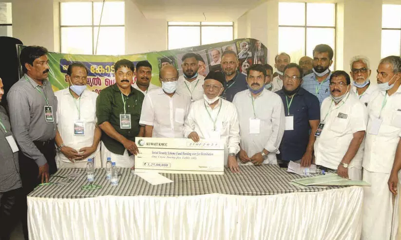 കെ.എം.സി.സി സോഷ്യൽ സെക്യൂരിറ്റി; ഒന്നേകാൽ കോടി വിതരണം ചെയ്തു