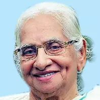 രാ​ധ​മേ​നോ​ൻ