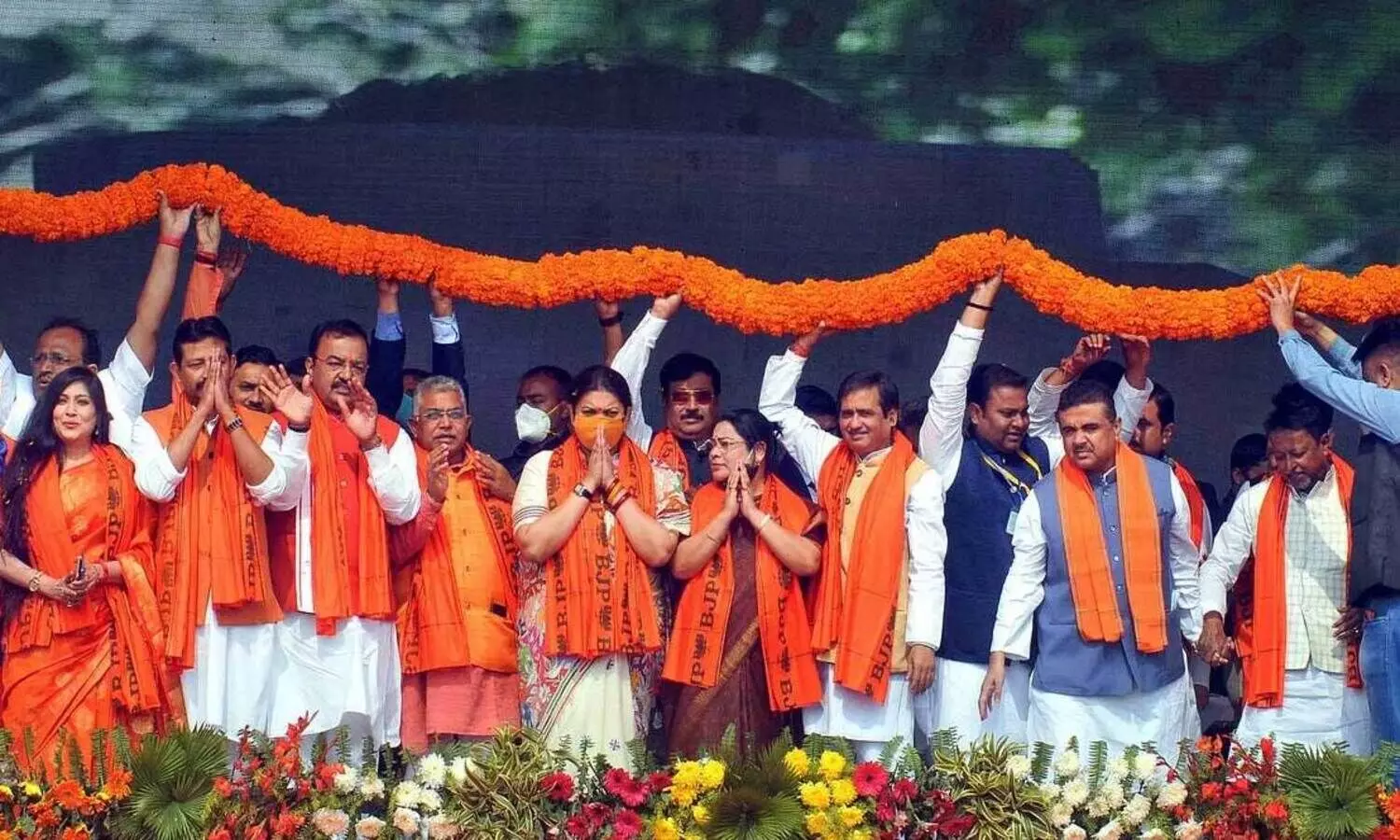 ദേശീയത പ്രസംഗിക്കുന്നവർക്ക്​ ദേശീയഗാനം പാടാനറിയില്ലേ, ലജ്ജാവഹം ബി.ജെ.പി നേതാക്കളുടെ വിഡിയോ പങ്കുവെച്ച്​ എതിർപാർട്ടിക്കാർ