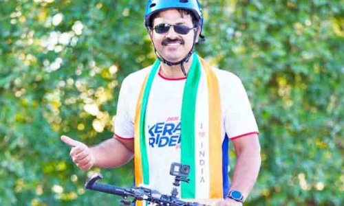 72 കി​ലോ​മീ​റ്റ​ർ സൈ​ക്കി​ൾ റൈ​ഡ്: വേ​റി​ട്ട റി​പ്പ​ബ്ലി​ക് ദി​നാ​ഘോ​ഷവുമായി ബി​ജു​