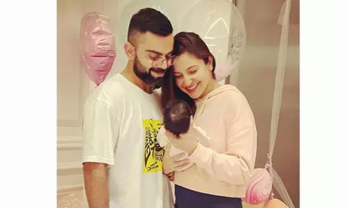 മകൾക്ക്​ പേരിട്ടു; കോഹ്​ലിയോടൊപ്പമുള്ള ചിത്രം പങ്കുവെച്ച്​ അനുഷ്​ക