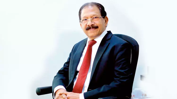 യു.​എ.​ഇ​യി​ലെ വി​ദ്യാ​ഭ്യാ​സ വി​പ്ല​വ​ത്തി​ന് ഒ​രു മ​ല​യാ​ളി ​കൈ​യൊ​പ്പ്