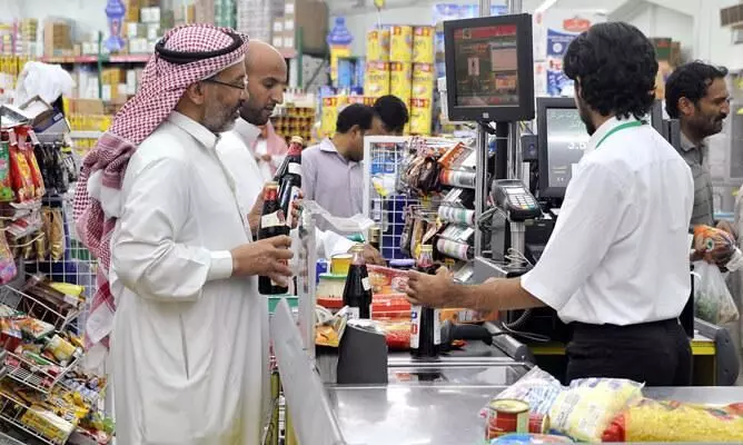 കോവിഡ്​ പ്രോ​േട്ടാക്കോൾ ലംഘിക്കുന്ന കടകൾ ഉടൻ അടച്ചുപൂട്ടും