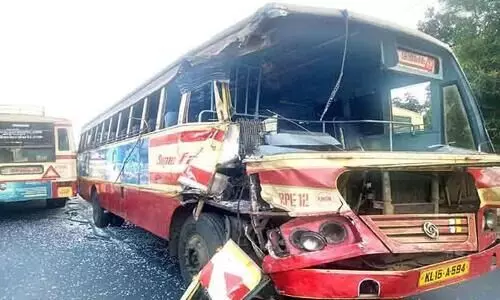 23 injured in bus collision