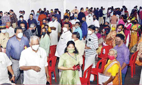 സാ​ന്ത്വ​ന​സ്പ​ർ​ശം: മ​ന്ത്രി​മാ​രു​ടെ അ​ദാ​ല​ത്തി​ന് തൃശൂരിൽ​ തു​ട​ക്കം