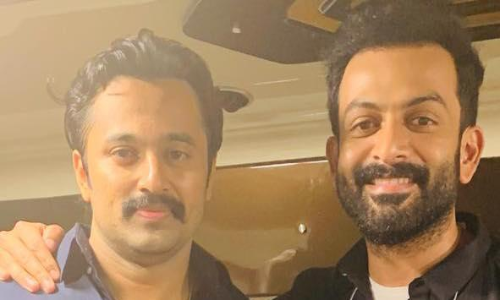 അന്ന്​ അയാൾ മാത്രമാണ്​ എന്നോട്​ അനുകമ്പ കാട്ടിയത്​; പൃഥ്വിയോടൊപ്പമുള്ള അനുഭവം പങ്കിട്ട്​​ ഉണ്ണി മുകുന്ദൻ;