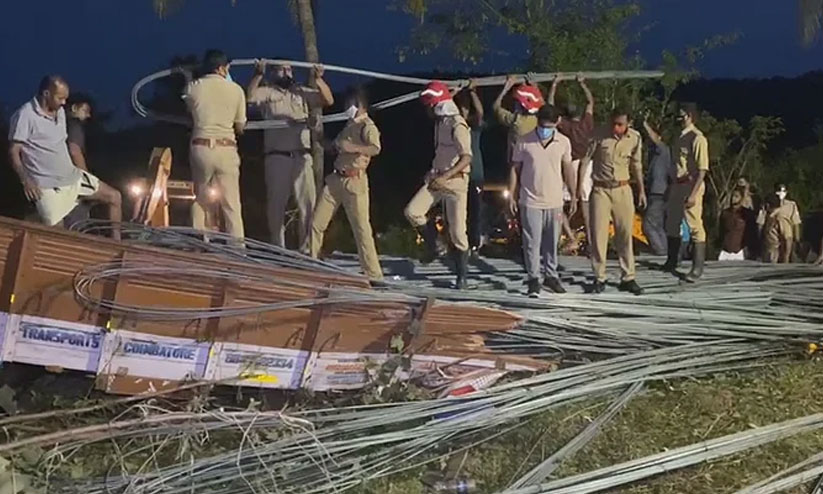 വളാഞ്ചേരി വട്ടപ്പാറ വളവിൽ വീണ്ടും അപകടം;  രണ്ട്​ മരണം