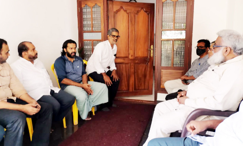 കാ​ട്ടാ​ന​യു​ടെ ആ​ക്ര​മ​ണ​ത്തി​ൽ മ​രി​ച്ച ഷഹാനയുടെ വീട് സന്ദർശിച്ചു