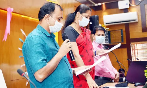 അഡ്വ. ബിനോയ് കുര്യന്‍ ക​ണ്ണൂ​ർ ജില്ല പഞ്ചായത്ത്​ അംഗമായി സത്യപ്രതിജ്ഞ ചെയ്തു