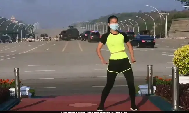 പിന്നിൽ പട്ടാള അട്ടിമറി; കഥയറിയാതെ ഏറോബിക്​സ്​ ഡാൻസറുടെ കലാപ്രകടനം- വൈറലായി മ്യാൻമർ വിഡിയോ