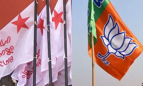 യൂനിവേഴ്‌സിറ്റി കോളജിന് മുന്നില്‍ എസ്.എഫ്.ഐ-ബി.ജെ.പി സംഘര്‍ഷം