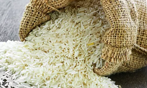 മുന്‍ഗണനേതര കാര്‍ഡുകള്‍ക്ക് 15 രൂ​പ നി​ര​ക്കിൽ 10 കിലോ അരി