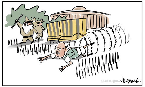 കുഞ്ഞാലിക്കുട്ടി എം.പി സ്ഥാനം രാജിവെച്ചു