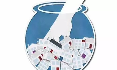 Literary activists against the election of Sahitya Pravarthaka Sahakaranasangham