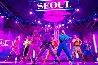 ​േഗ്ലാ​ബ​ൽ വി​ല്ലേ​ജി​ലെ ഷോ​ക​ളും വെ​ടി​ക്കെ​ട്ടും നി​ർ​ത്തി