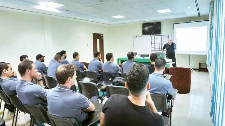 ഇ​മാ​റാ​ത്തി പ​രി​ശീ​ല​ക​രെ വ​ള​ർ​ത്തി​യെ​ടു​ക്കാ​ൻ​ പ​ദ്ധ​തി​ക​ളു​മാ​യി സ്​​പോ​ർ​ട്​​സ്​ കൗ​ൺ​സി​ൽ