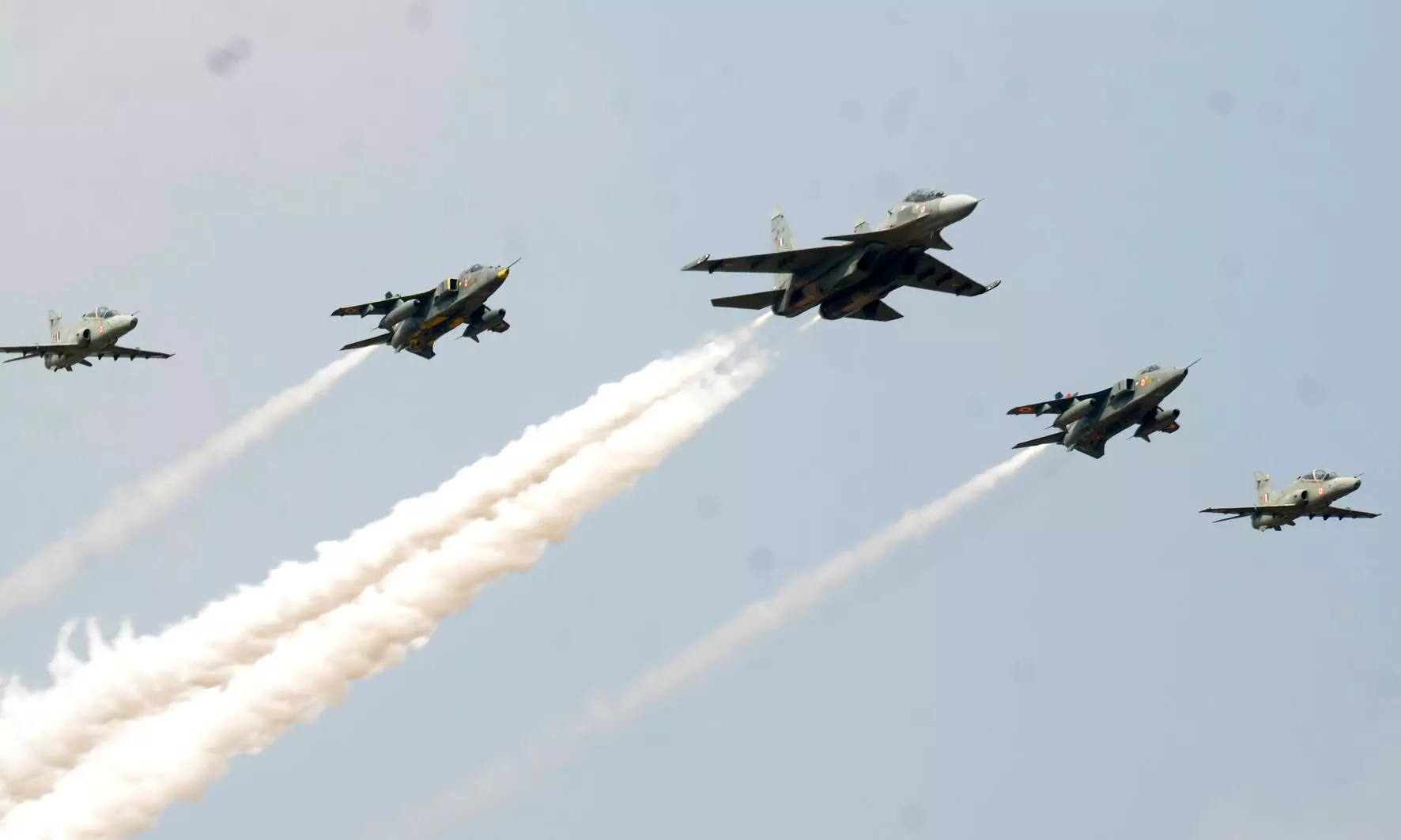 സല്യൂട്ട് ഇന്ത്യ... സല്യൂട്ട് ഇന്ത്യ...