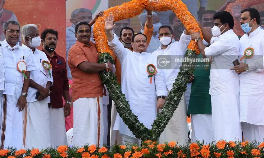 ശബരിമലയുടെ പേരിൽ യു.ഡി.എഫ്​ മുതലക്കണ്ണീർ ഒഴുക്കേണ്ടെന്ന് ജെ.പി. നദ്ദ