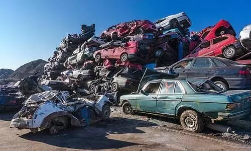 old vehicle auctioned off