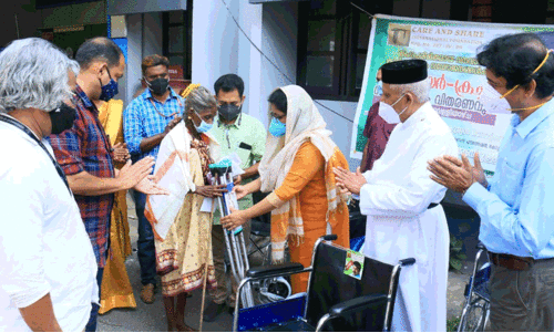 crutches and wheel chair distribution