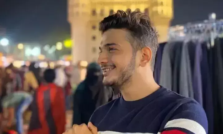 കൊമേഡിയൻ മുനവർ ഫാറൂഖിക്ക് ഇടക്കാല ജാമ്യം കൊമേഡിയൻ മുനവർ ഫാറൂഖിക്ക് ഇടക്കാല ജാമ്യം