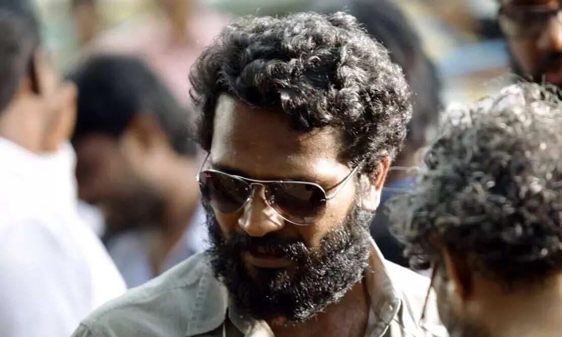 Vetrimaaran is an Indian film director screenwriter Vetrimaaran is an Indian film director screenwriter