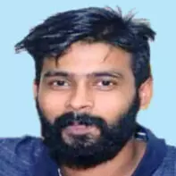 തൂ​ങ്ങി മ​രി​ച്ച​നി​ല​യി​ൽ