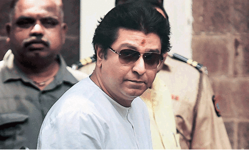 എം.എൻ. എസുകാർ ടോൾ ബൂത്ത്‌ ആക്രമിച്ച കേസിൽ രാജ് താക്കറെക്ക് ജാമ്യം