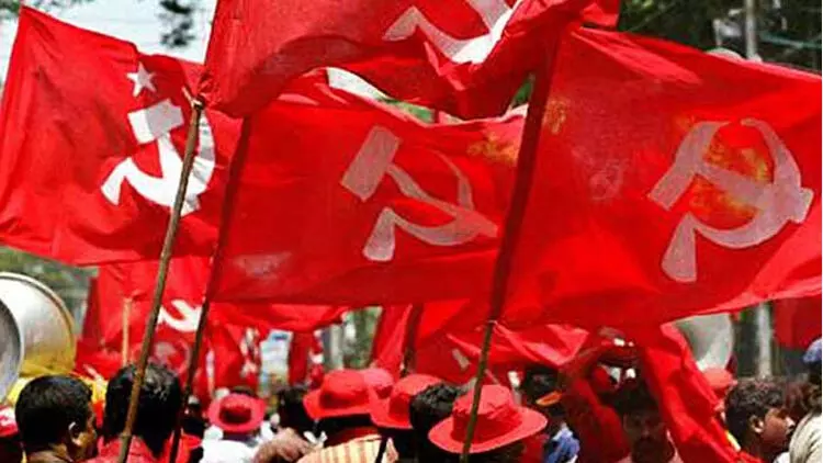 സുധാകരനോടും ​െഎസക്കി​നോടും മ​ണ്ഡ​ല​ങ്ങ​ൾ നി​ല​നി​ർ​ത്താ​ൻ ആ​ഴ​ത്തി​ലി​റ​ങ്ങ​ണ​മെ​ന്ന്​ നിർദേശം