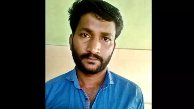 മ​ക്ക​ളെ വാ​ക്ക​ത്തി​കൊ​ണ്ട് വെ​ട്ടിയ പിതാവ് അറസ്​റ്റിൽ