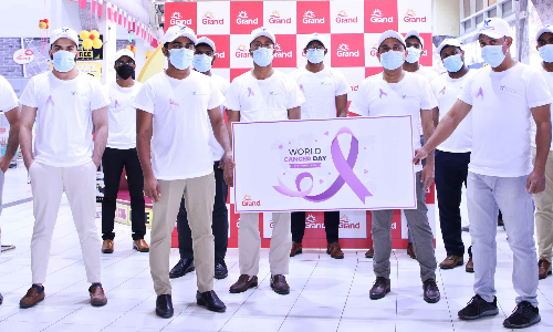 ഗ്രാ​ൻ​ഡ് മാ​ൾ ഹൈ​പ്പ​ർ മാ​ർ​ക്ക​റ്റ് ലോ​ക കാ​ൻ​സ​ർ ദി​നം   ആ​ച​രി​ച്ചു