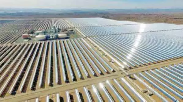 ചെ​റു​കി​ട സൗ​രോ​ർ​ജ പ​ദ്ധ​തി: ഗാ​ർ​ഹി​ക-​വാ​ണി​ജ്യ ആ​വ​ശ്യ​ങ്ങ​ൾ​ക്ക് സോ​ളാ​ർ പ്ലാ​ൻ​റു​ക​ൾ