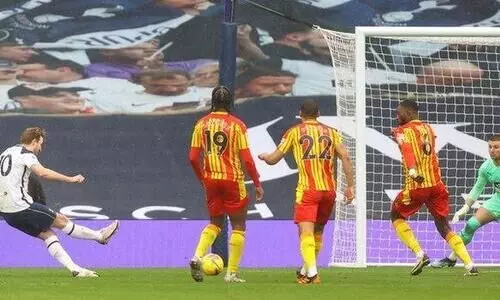 രക്ഷകൻ കെയ്​ൻ തിരിച്ചെത്തി; വിജയതീരത്ത്​ ടോട്ടൻഹാം