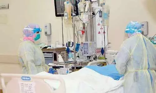 കോവിഡ്: തീവ്ര പരിചരണ വിഭാഗത്തിൽ രോഗികൾ ഉയരുന്നു കോവിഡ്: തീവ്ര പരിചരണ വിഭാഗത്തിൽ രോഗികൾ ഉയരുന്നു