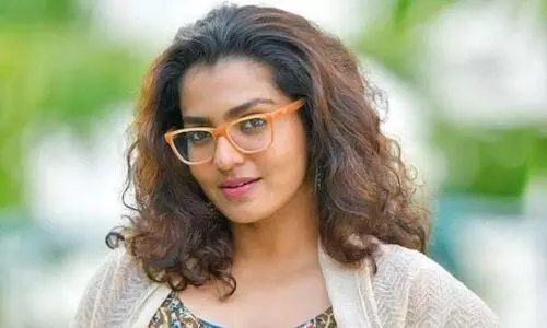 parvathy thirovoth