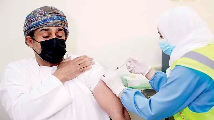 ആ​സ്​​ട്ര​സെ​ന​ക്ക കോ​വി​ഡ്​ വാ​ക്​​സി​നേ​ഷ​ൻ തു​ട​ങ്ങി