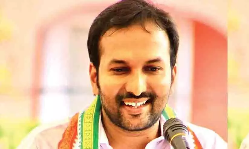 സംസ്ഥാനത്ത്​ നടക്കുന്നത്​ കെ ഗുണ്ടായിസം; സിൽവർ ലൈനിനെതിരെ വിഷ്ണുനാഥിന്‍റെ അടിയന്തിര പ്രമേയം