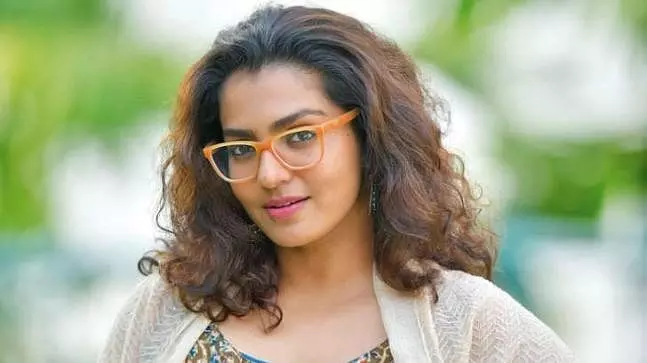 parvathy thirovoth