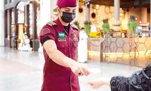 തൊ​ഴി​ൽ​മേ​ഖ​ല​യി​ൽ ക​ർ​ശ​ന ആ​രോ​ഗ്യ സു​ര​ക്ഷ   പാ​ലി​ക്കാ​ൻ നി​ർ​ദേ​ശം