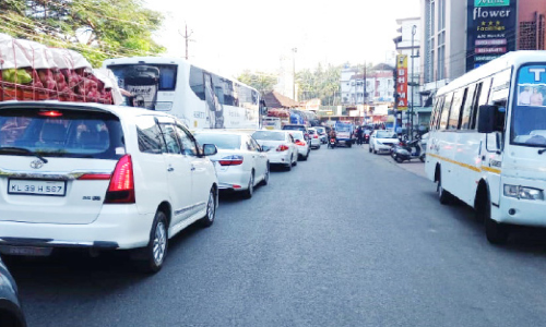 പ​രി​സ്ഥി​തി ലോ​ല ക​ര​ടു വി​ജ്ഞാ​പ​നത്തിനെതിരെ പ്രതിഷേധത്തെരുവ്​​