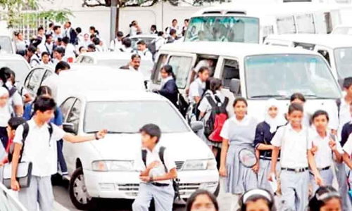 ഒ​മാ​നി​ലെ ഇ​ന്ത്യ​ൻ സ്കൂ​ളു​ക​ളി​ൽ കൊ​ഴി​ഞ്ഞു​പോ​ക്ക് തു​ട​രു​ന്നു